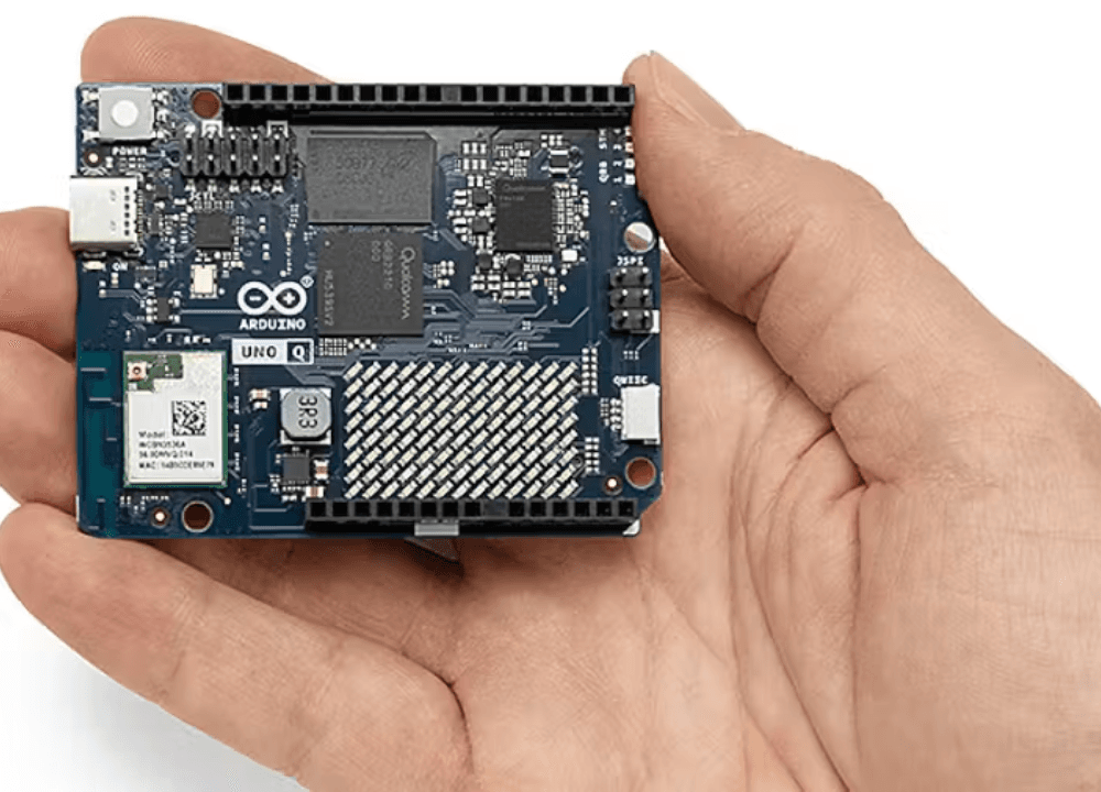 Arduino UNO Q
